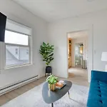 Stay Portland - Mt Tabor Retreat - Local Eateries - Shops - Bars